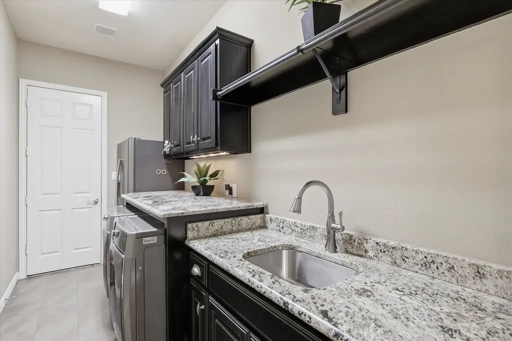 3200 Village Crest Court Flower Mound TX 75022