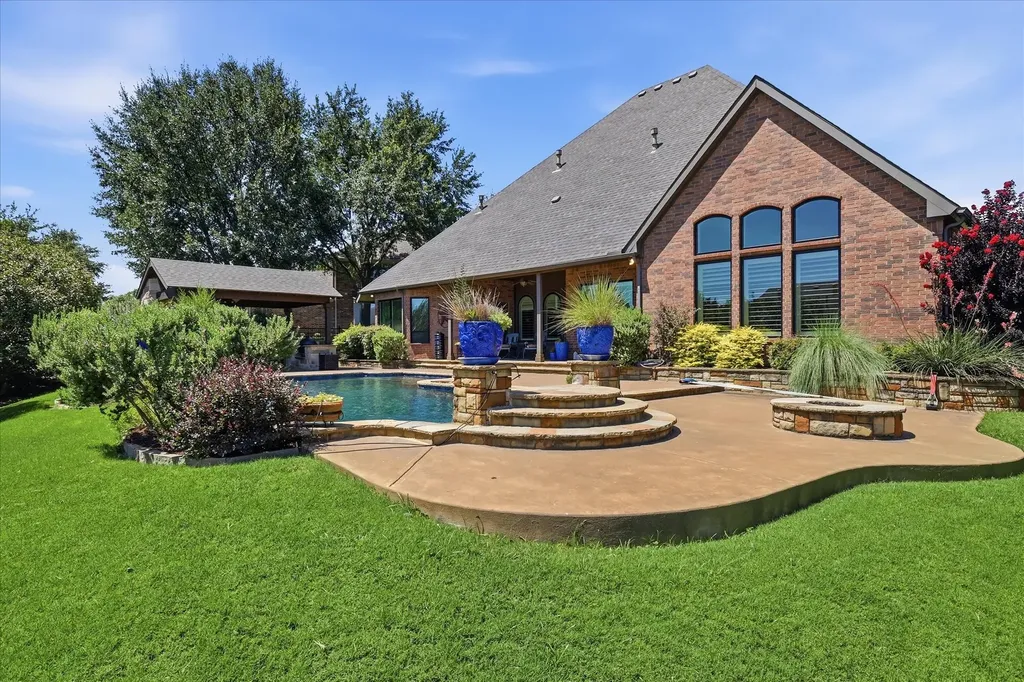 3200 Village Crest Court Flower Mound TX 75022