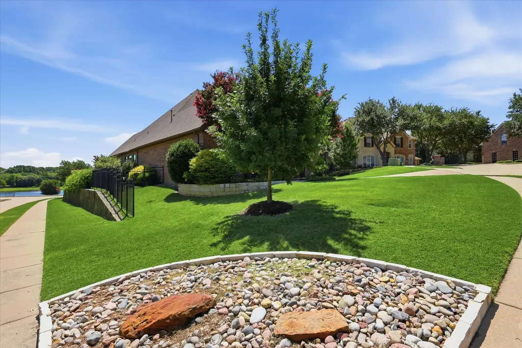 3200 Village Crest Court Flower Mound TX 75022