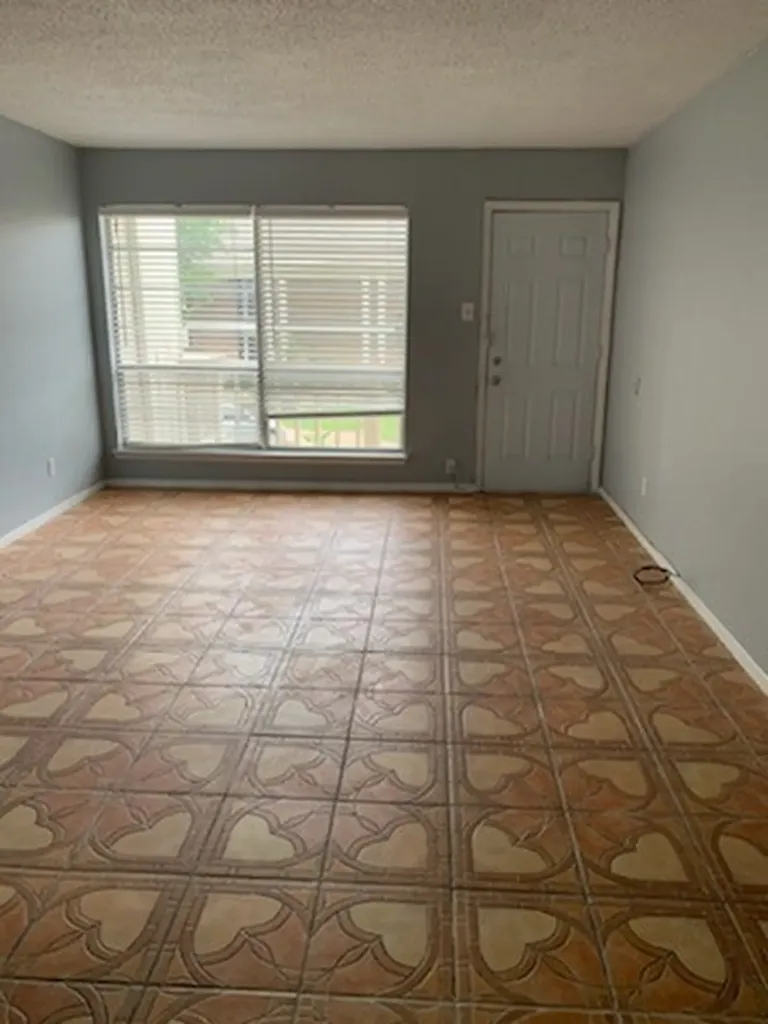 5063 Ridglea Lane Fort Worth TX 76116