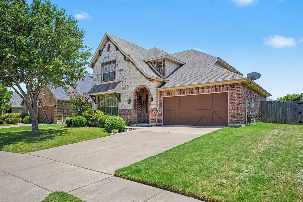 4310 Garden Path Lane Mansfield TX 76063