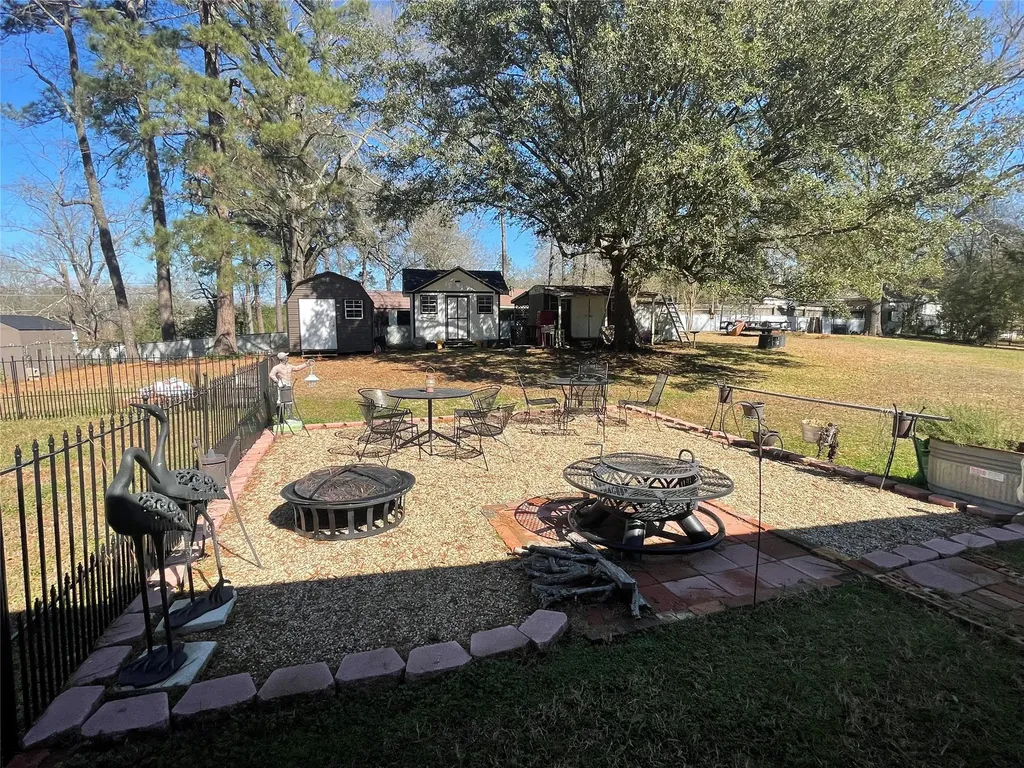 618 E Vinnie Street Plain Dealing LA 71064