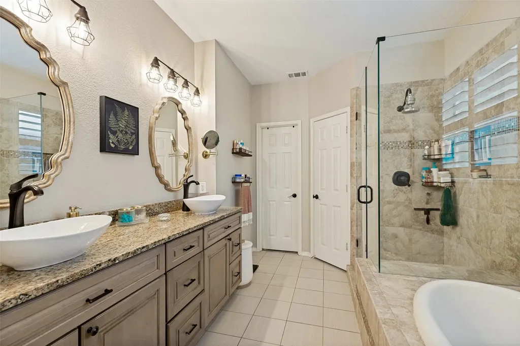 505 Knoll Park Court Mckinney TX 75072