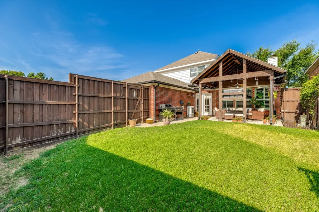 505 Knoll Park Court Mckinney TX 75072