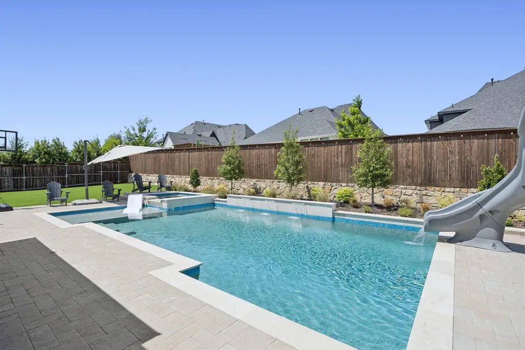 2712 Whirlaway Court Celina TX 75009