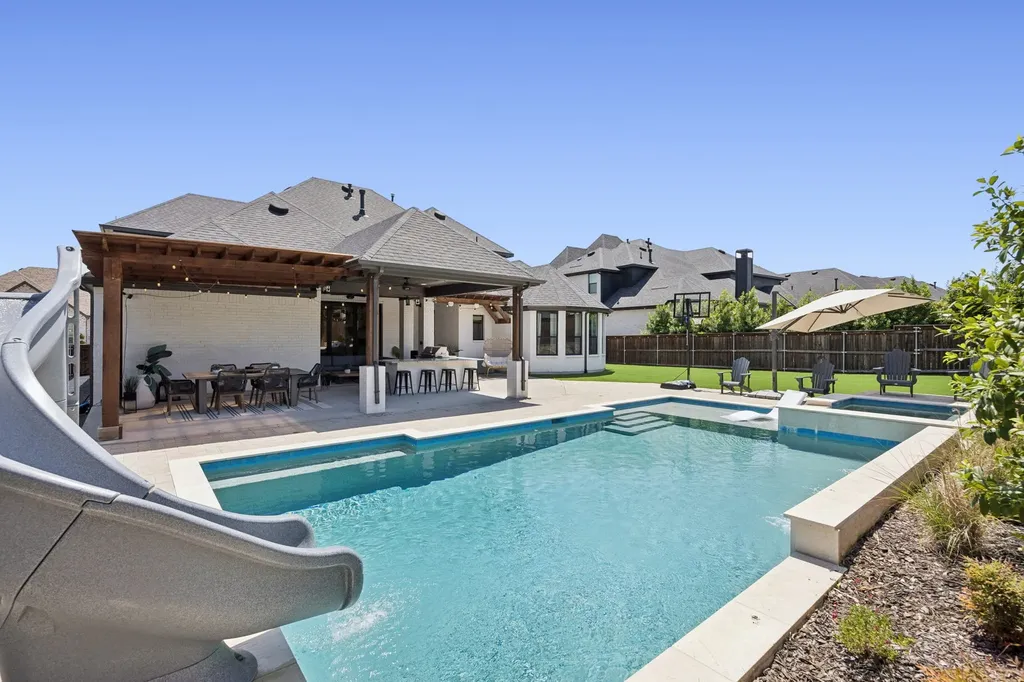 2712 Whirlaway Court Celina TX 75009