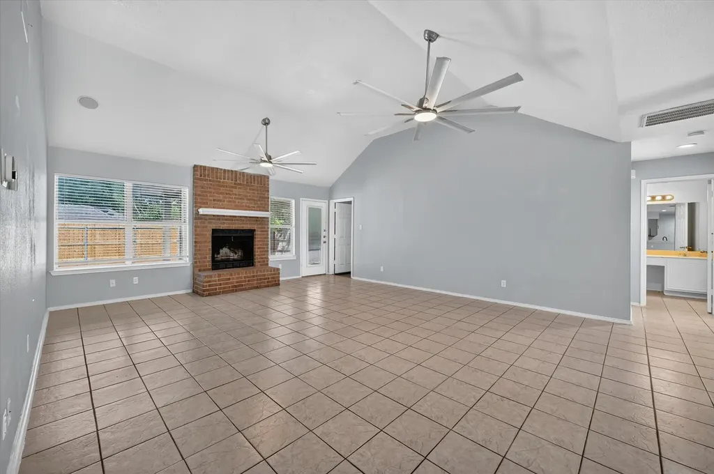 7405 Emerywood Lane Fort Worth TX 76137
