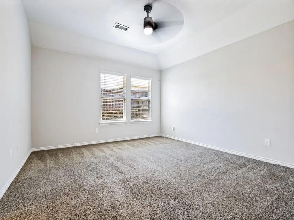 1603 Blue Jay Drive Ennis TX 75119