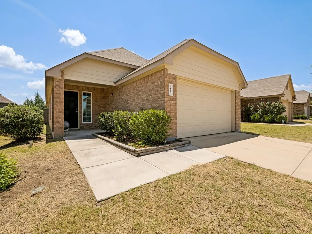 1603 Blue Jay Drive Ennis TX 75119