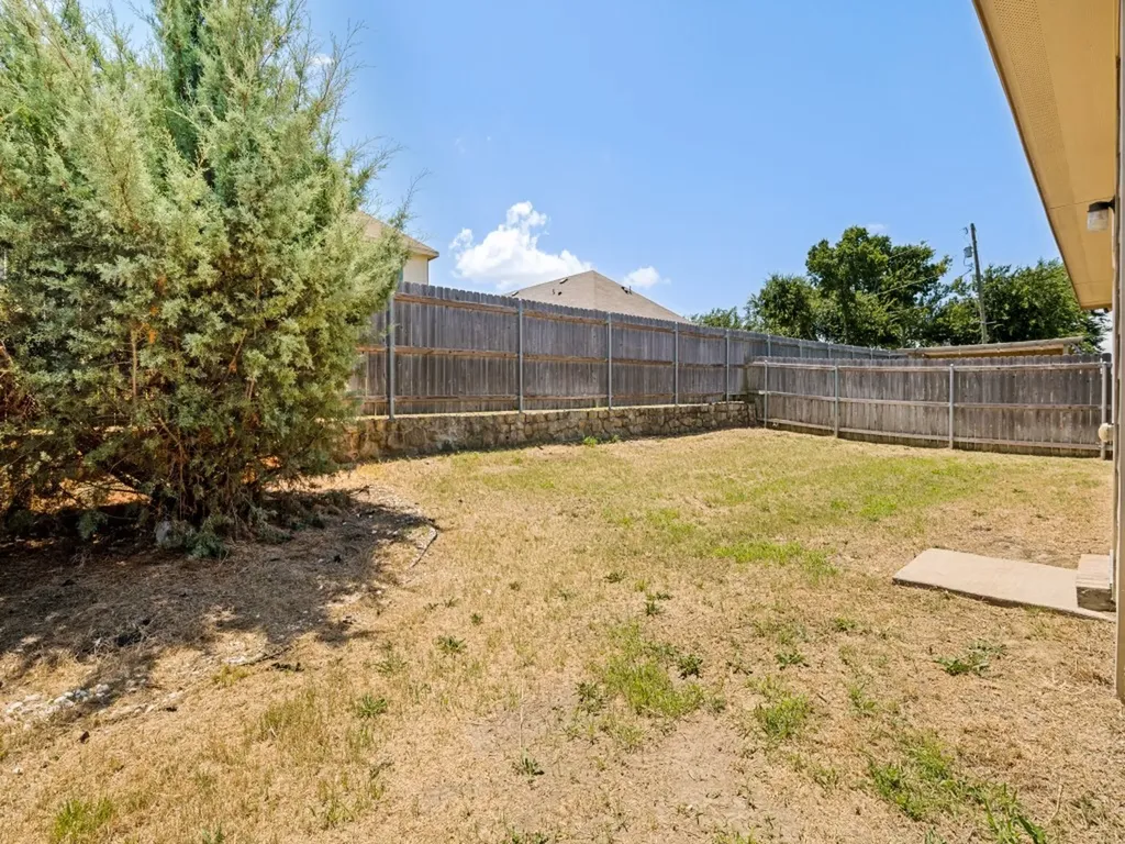 1603 Blue Jay Drive Ennis TX 75119