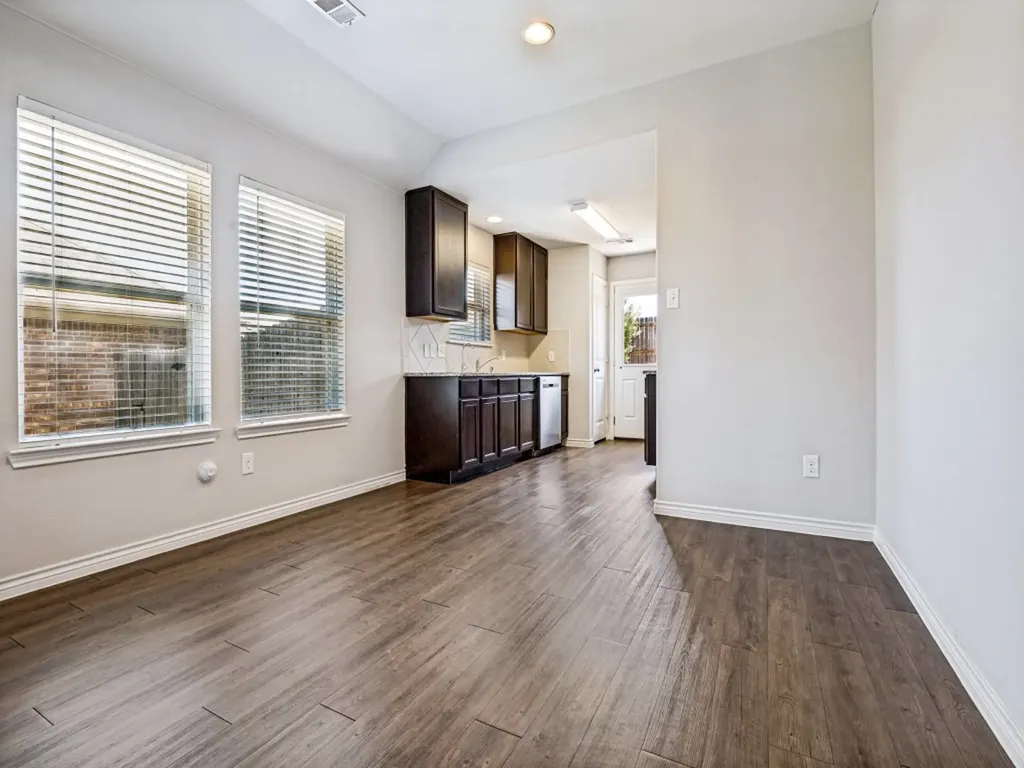 1603 Blue Jay Drive Ennis TX 75119