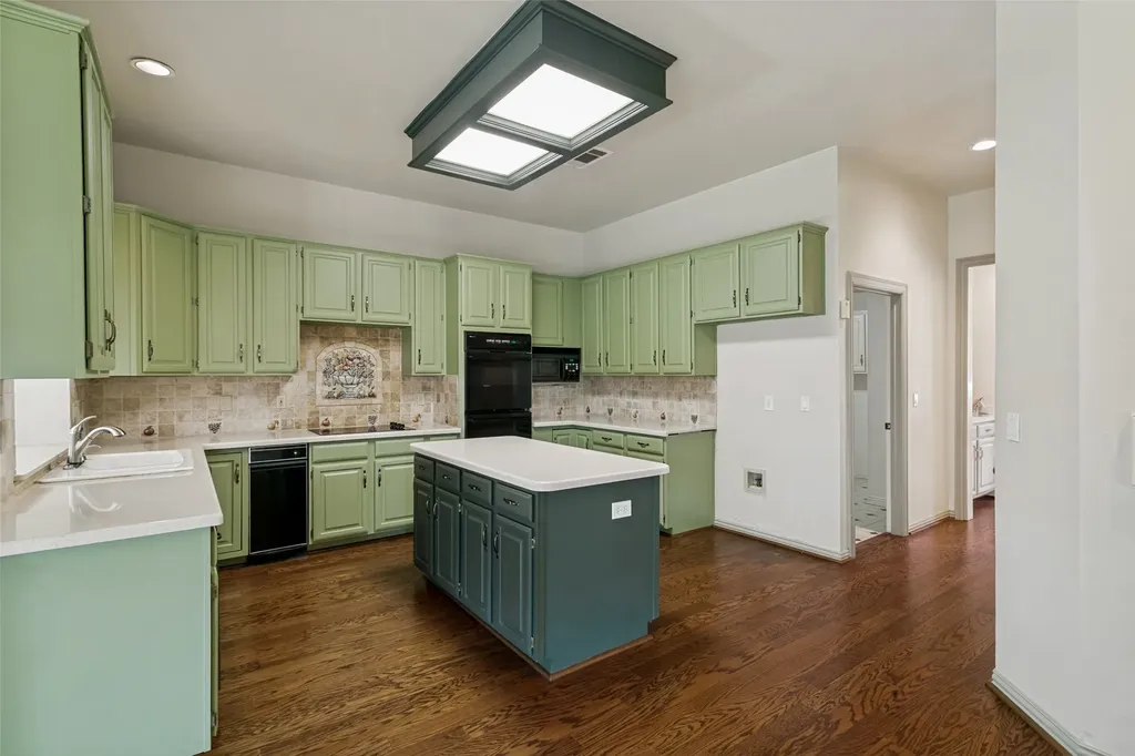 807 Ridgedale Court Southlake TX 76092