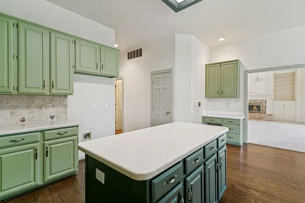 807 Ridgedale Court Southlake TX 76092