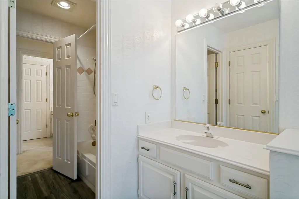 807 Ridgedale Court Southlake TX 76092