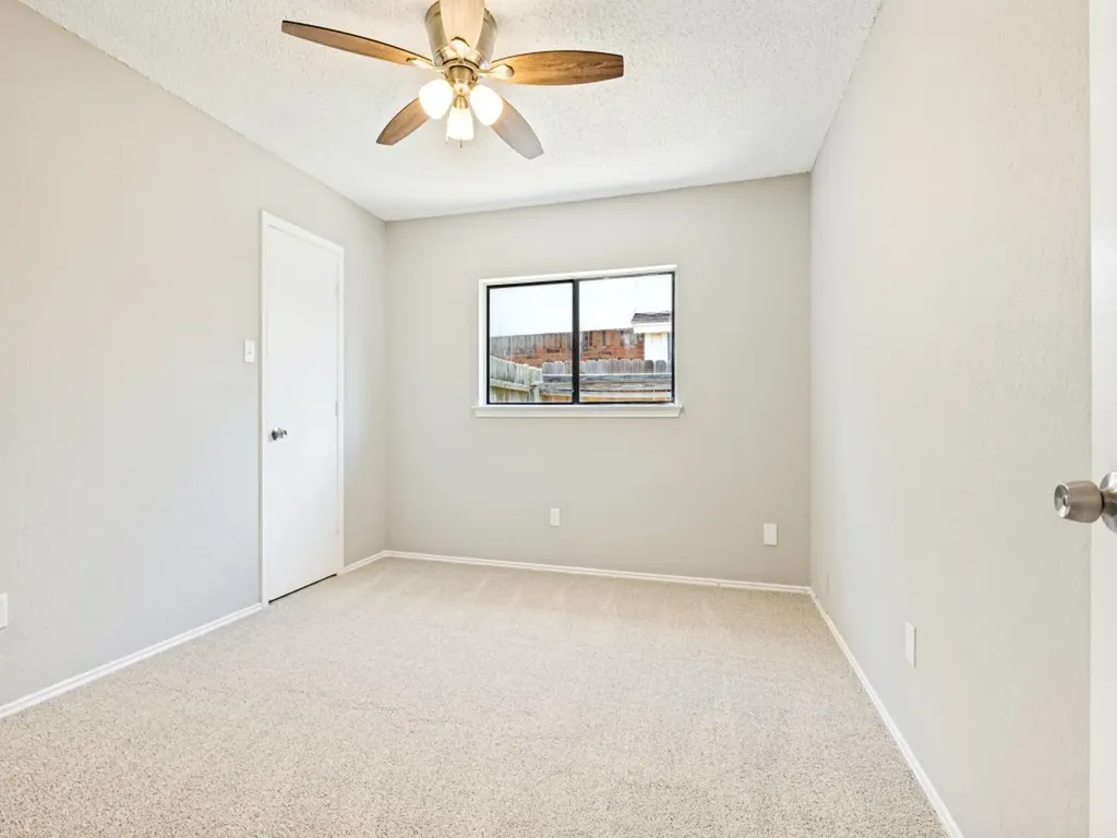 2654 Carrington Lane Grand Prairie TX 75052
