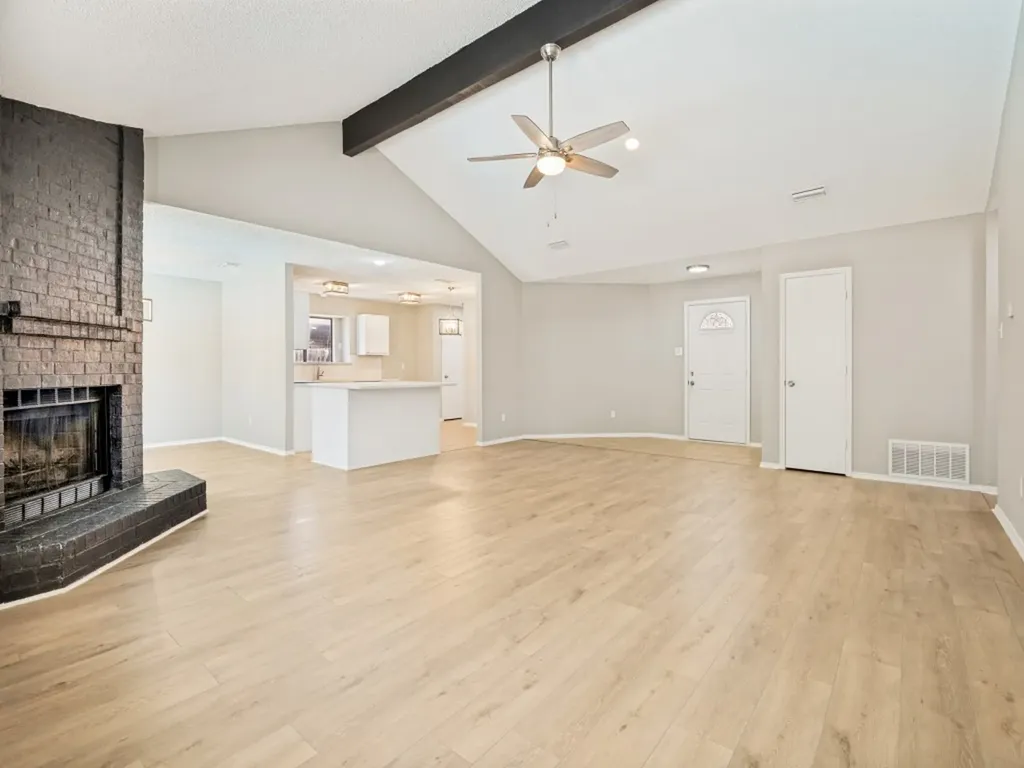 2654 Carrington Lane Grand Prairie TX 75052