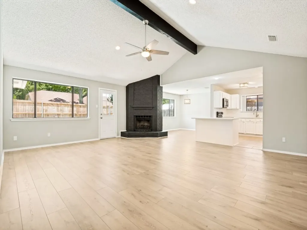 2654 Carrington Lane Grand Prairie TX 75052