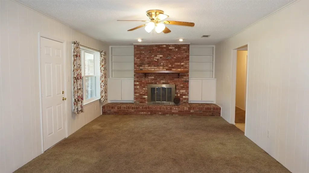 5013 Marble Falls Road Fort Worth TX 76103