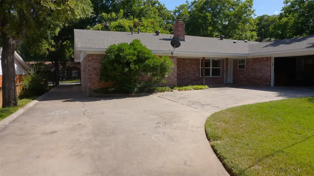 5013 Marble Falls Road Fort Worth TX 76103