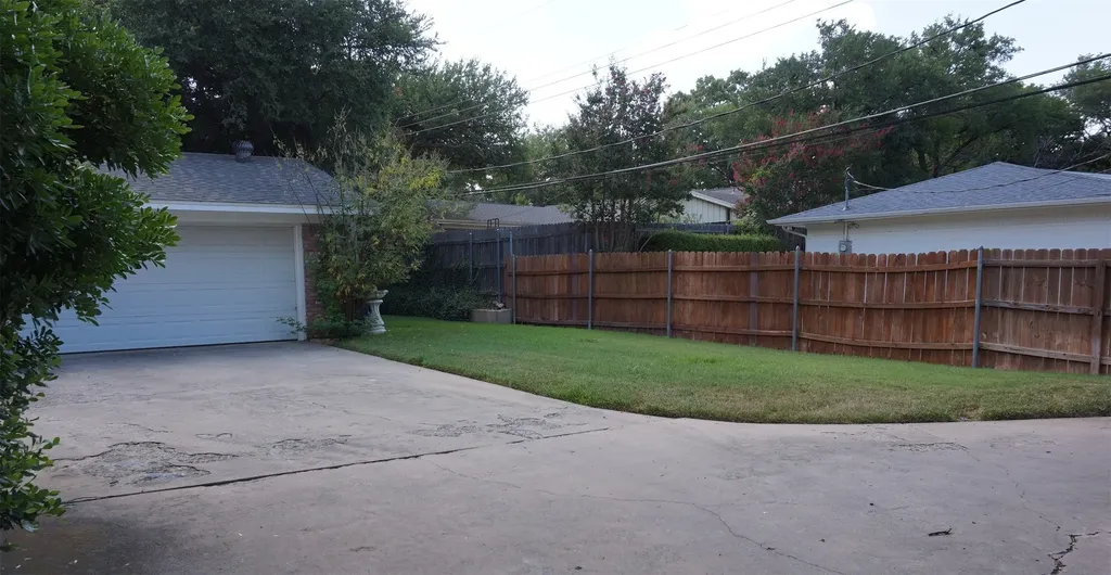 5013 Marble Falls Road Fort Worth TX 76103