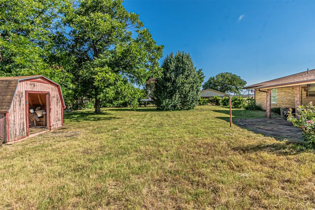 3200 Grady Street Forest Hill TX 76119