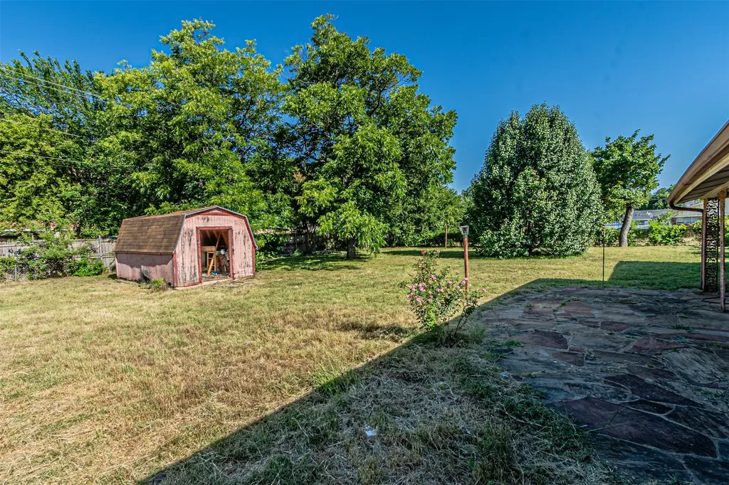 3200 Grady Street Forest Hill TX 76119