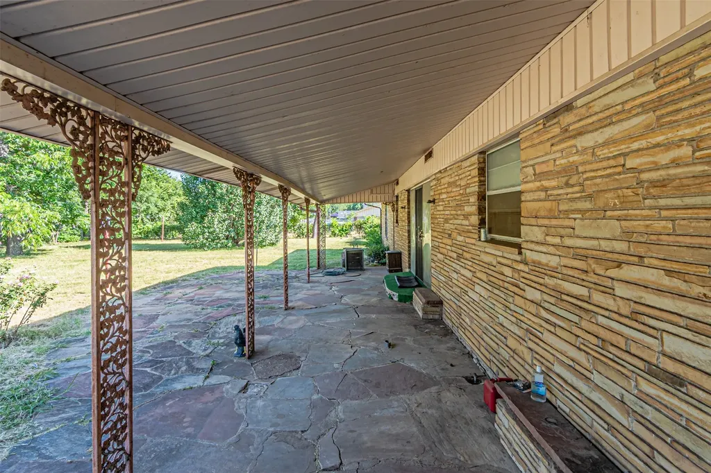 3200 Grady Street Forest Hill TX 76119