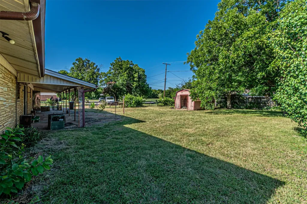 3200 Grady Street Forest Hill TX 76119