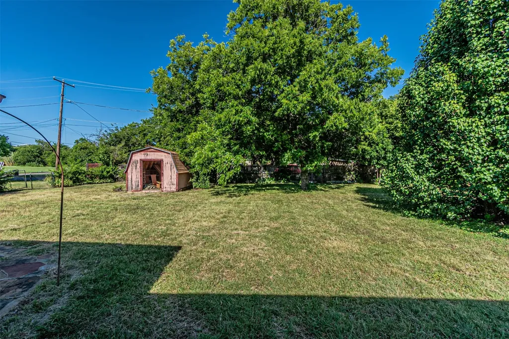 3200 Grady Street Forest Hill TX 76119