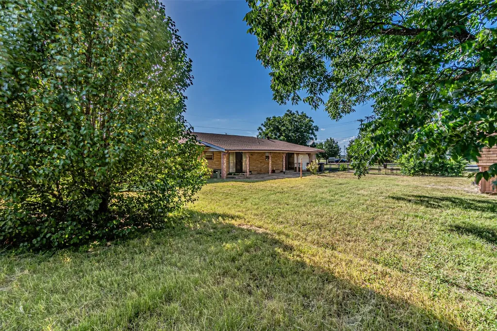 3200 Grady Street Forest Hill TX 76119