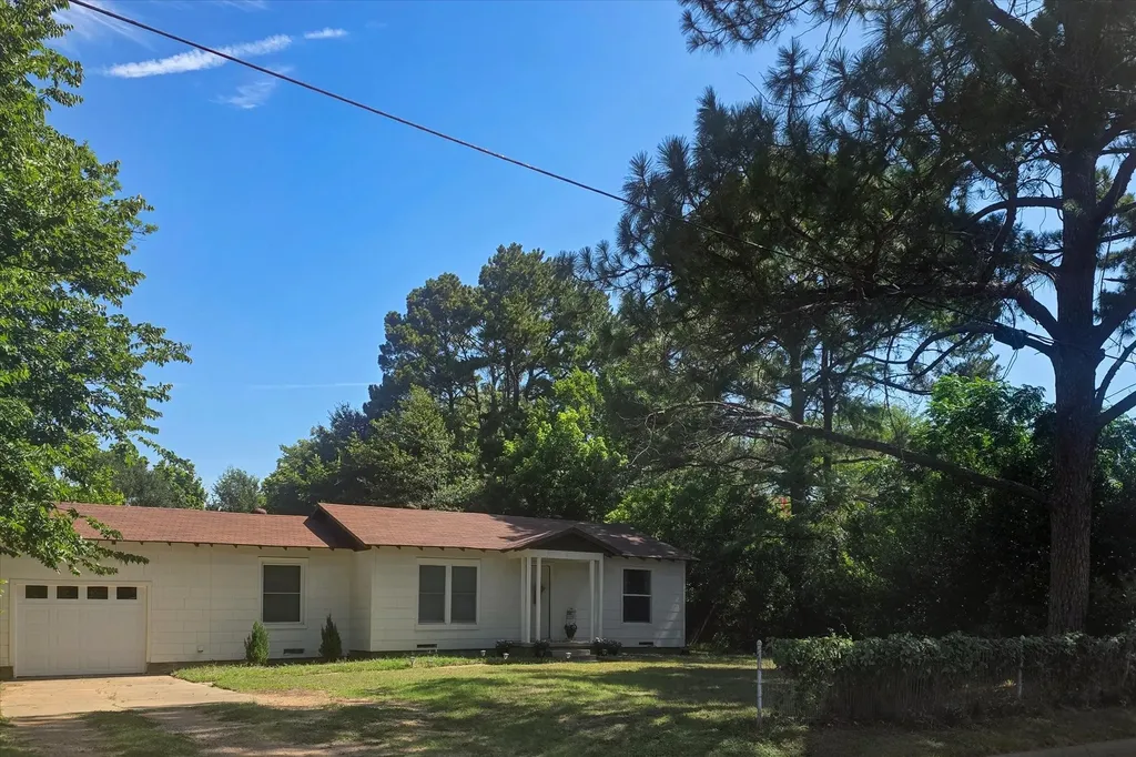 2107 Pecandale Drive Arlington TX 76013