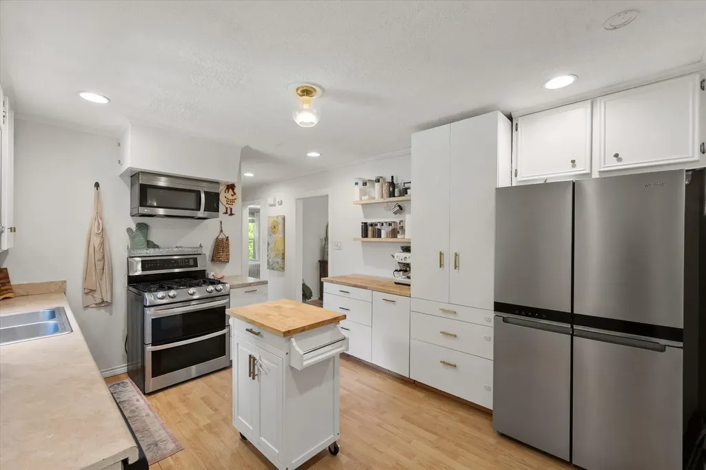2107 Pecandale Drive Arlington TX 76013