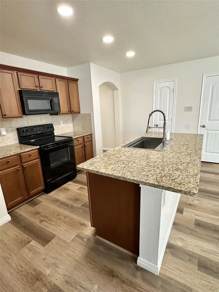 2520 Old Farm Drive Seagoville TX 75159