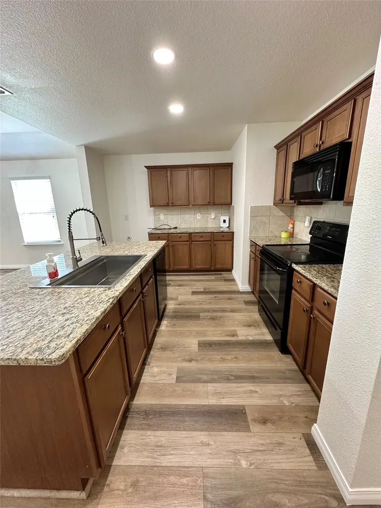 2520 Old Farm Drive Seagoville TX 75159