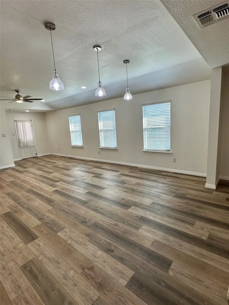 2520 Old Farm Drive Seagoville TX 75159