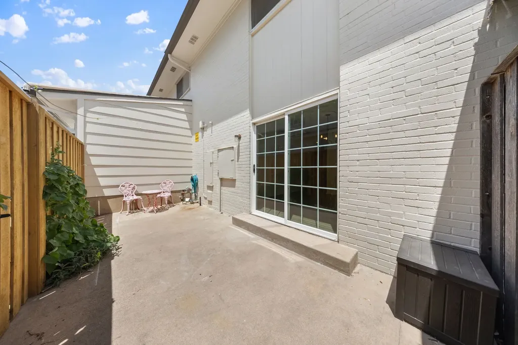 15927 Preston Road Dallas TX 75248