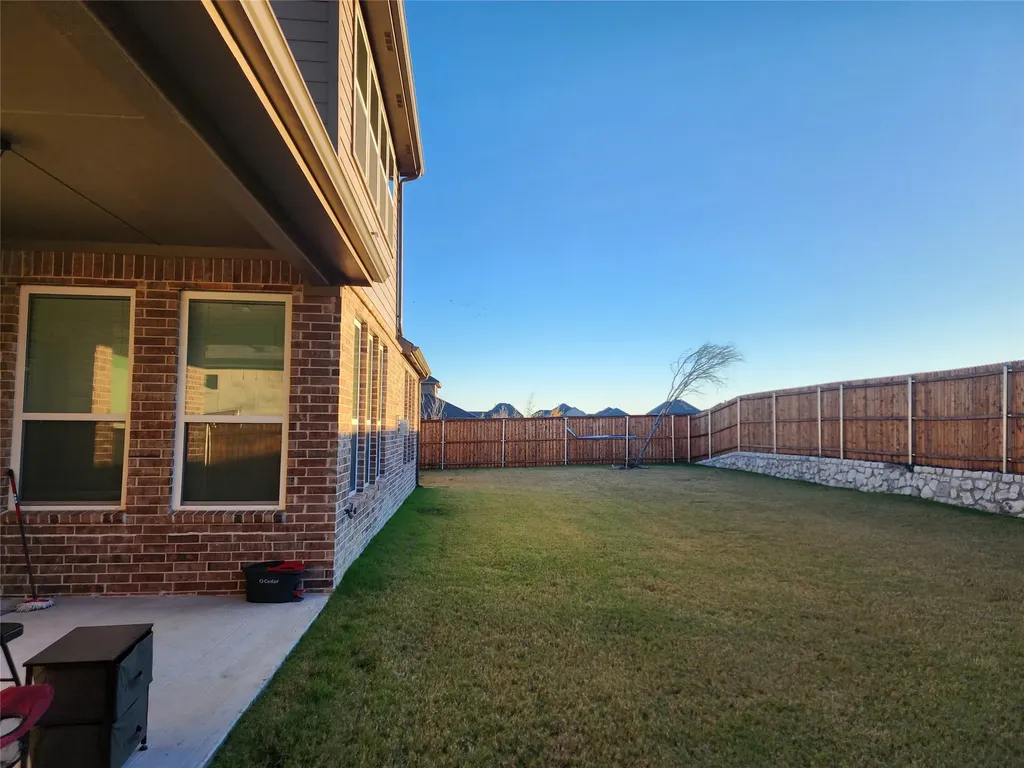 3951 Forged Way Mckinney TX 75071