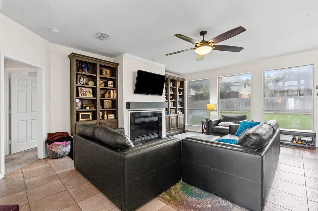 6731 Trail Cliff Way Fort Worth TX 76132