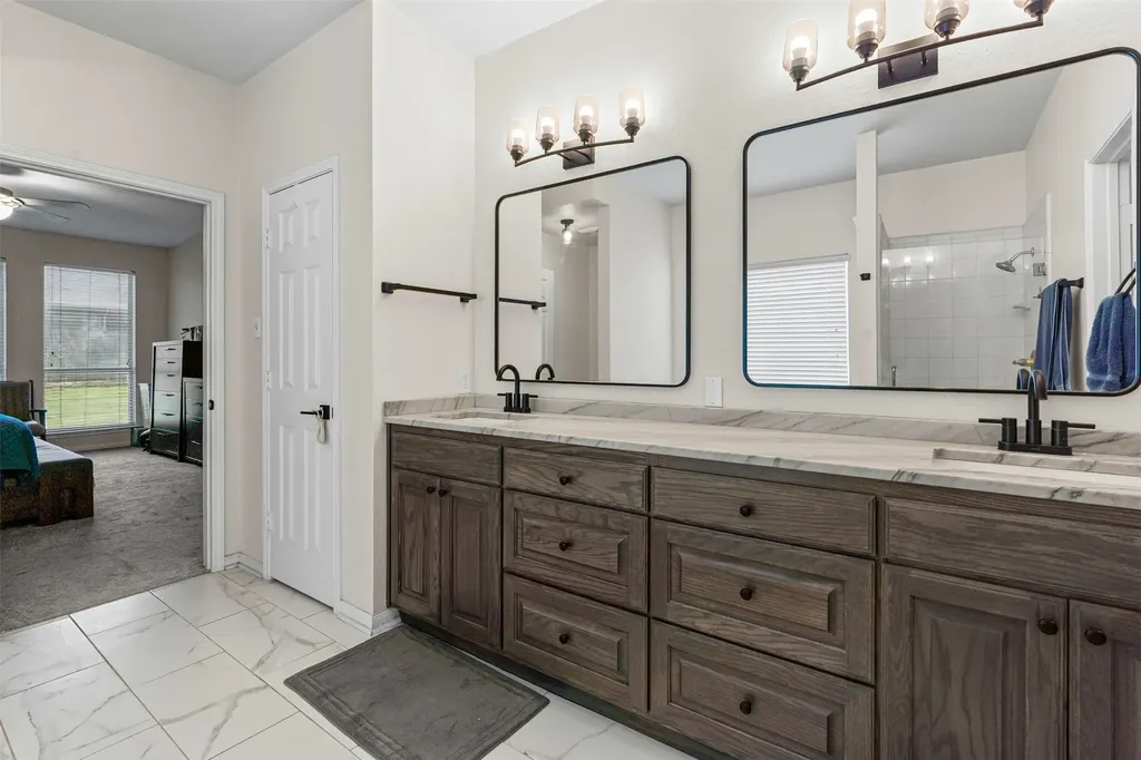 6731 Trail Cliff Way Fort Worth TX 76132