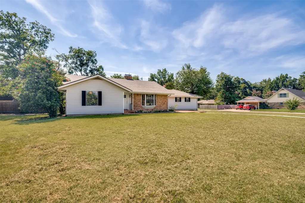 5405 Kayway Drive Greenville TX 75402