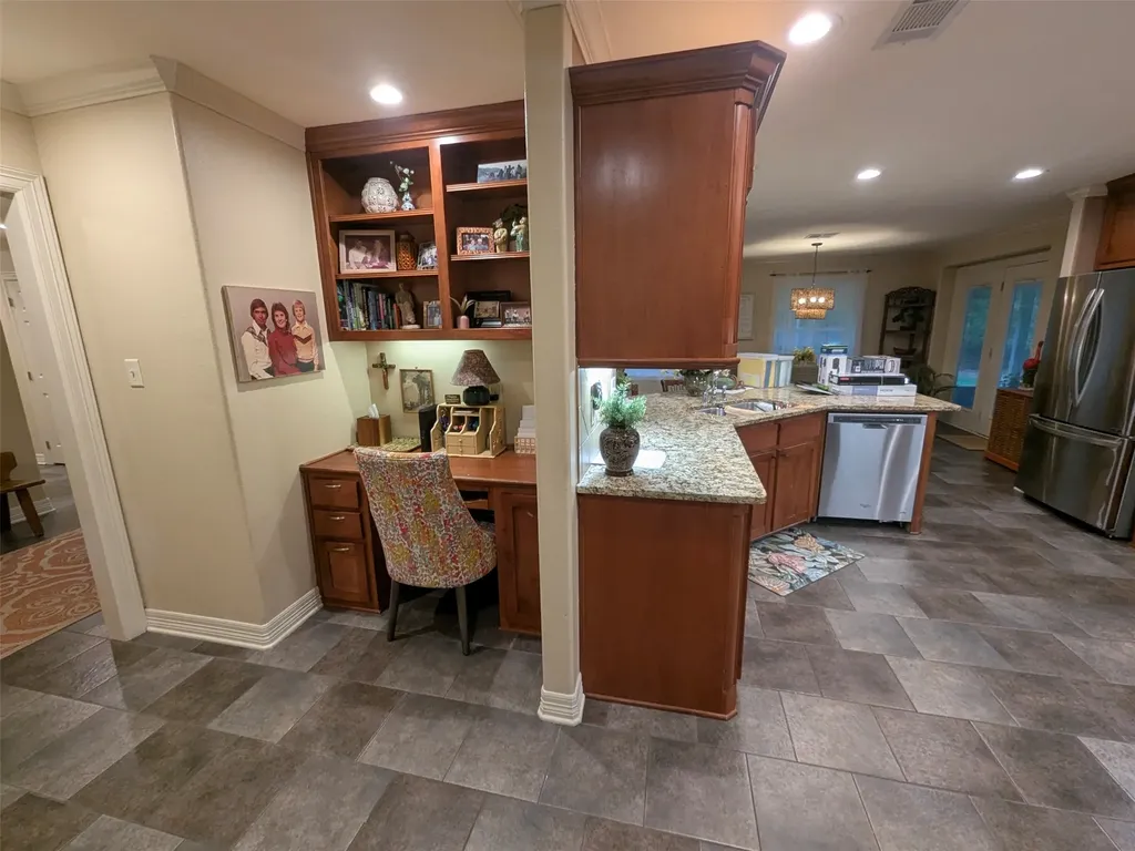 7500 Charlya Drive Athens TX 75752