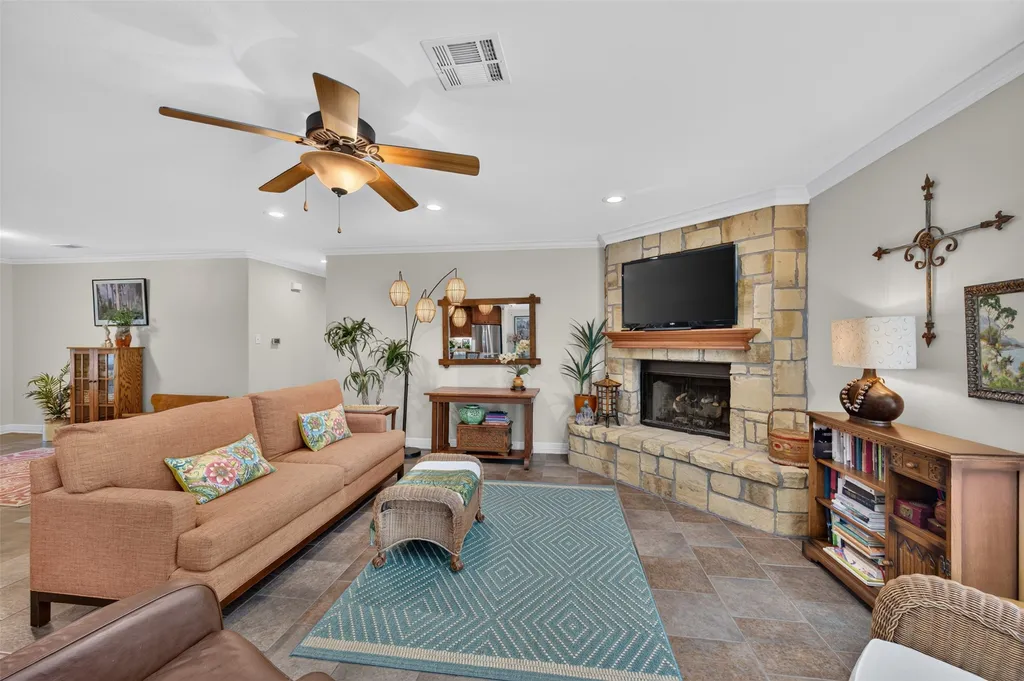 7500 Charlya Drive Athens TX 75752