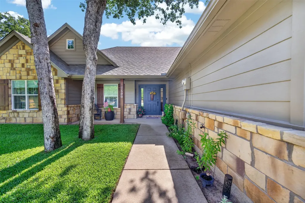 7500 Charlya Drive Athens TX 75752