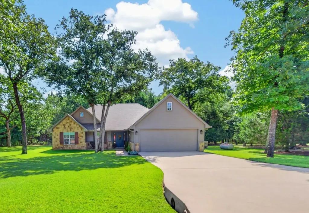 7500 Charlya Drive Athens TX 75752