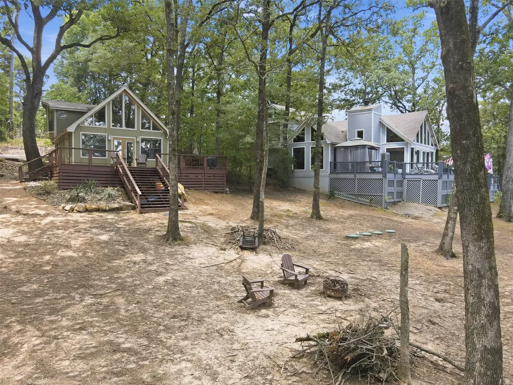104 E Barker Creek Drive Scroggins TX 75480