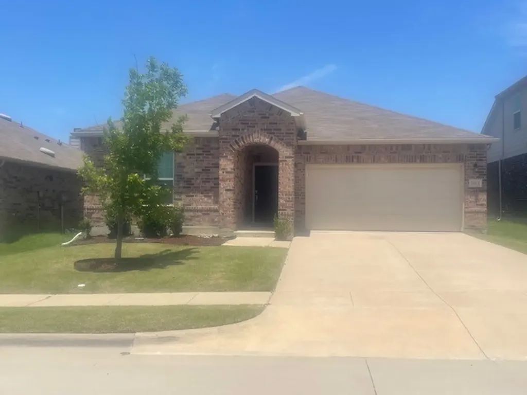 1813 Trace Drive Aubrey TX 76227