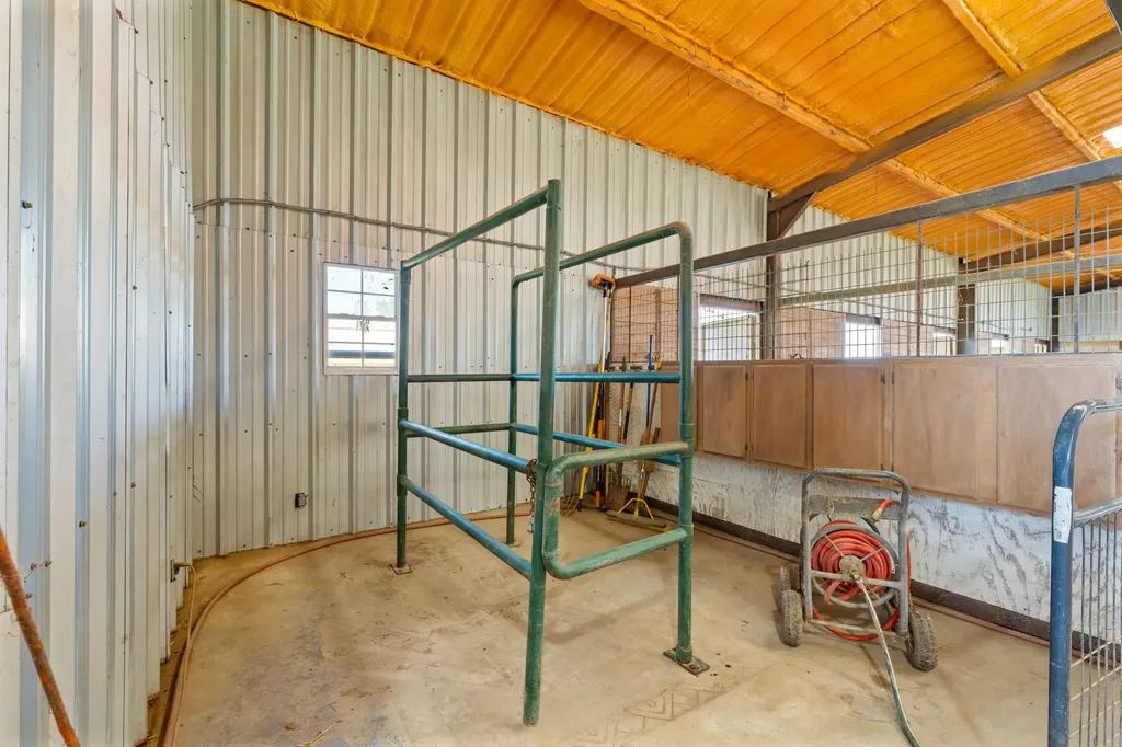 14054 County Road 352 Terrell TX 75161