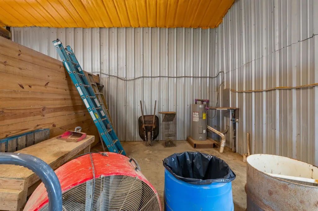 14054 County Road 352 Terrell TX 75161