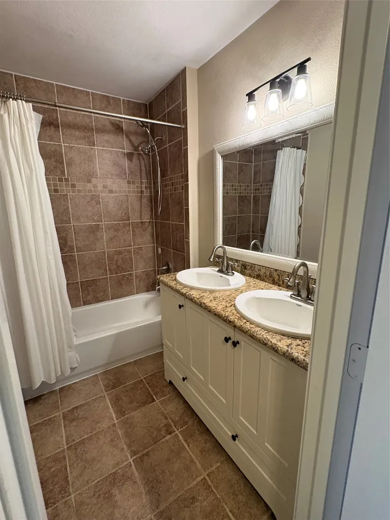 4120 Saranac Drive Dallas TX 75220