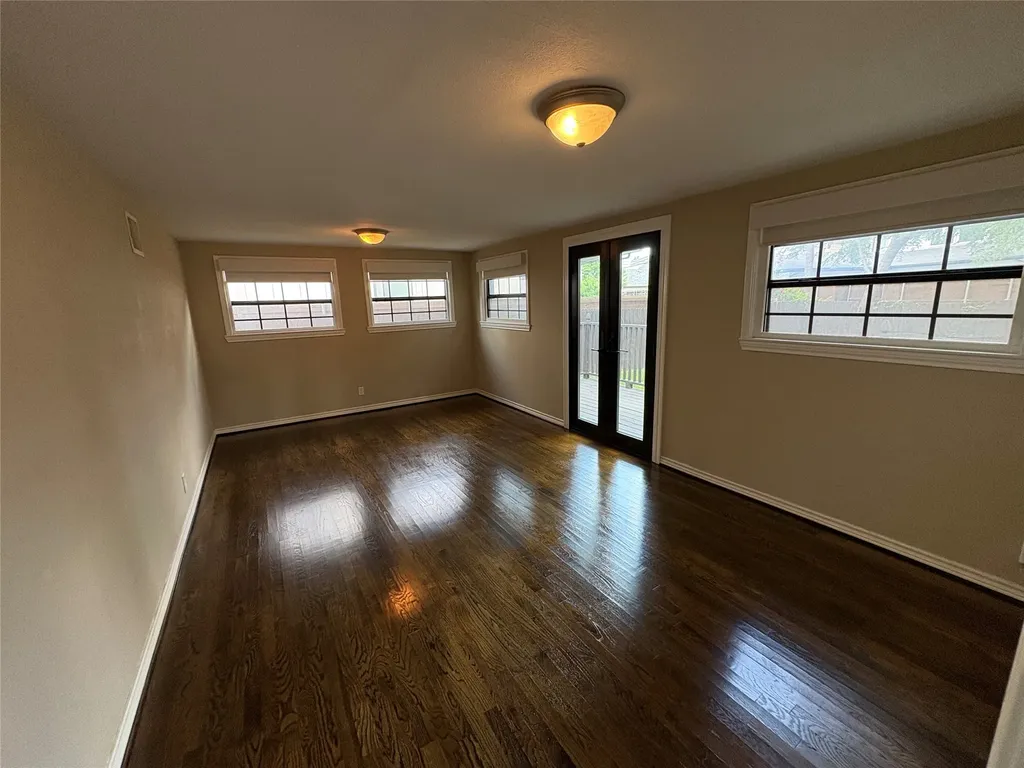 4120 Saranac Drive Dallas TX 75220